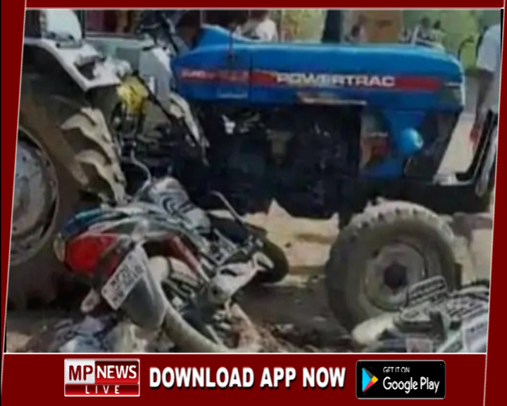 रामायण का पाठ कर रहे लोगों को ट्रैक्टर चलाकर रौंदने का किया गया प्रयास