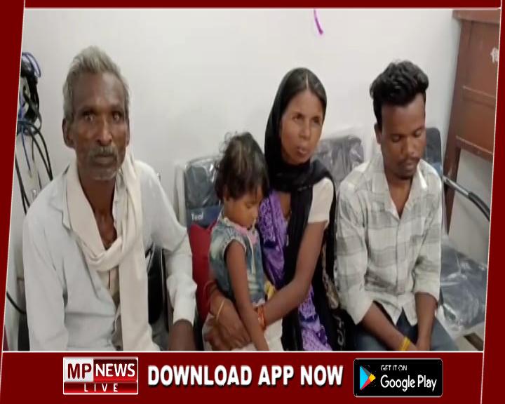 राष्ट्रीय बाल सुरक्षा कार्यक्रम के तहत विक्टोरिया अस्पताल में बच्चों को लेकर लगाया गया शिविर