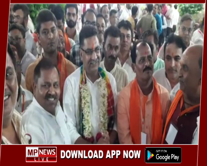 भाजपा के आशीष दुबे ने कांग्रेस के दिनेश यादव को 486674 वोटो से हराया