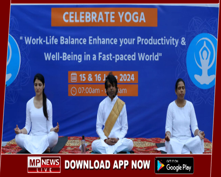 संस्कारधानी का बढ़ाया सम्मान, बनाया 108 सूर्य नमस्कार का विश्व रिकॉर्ड