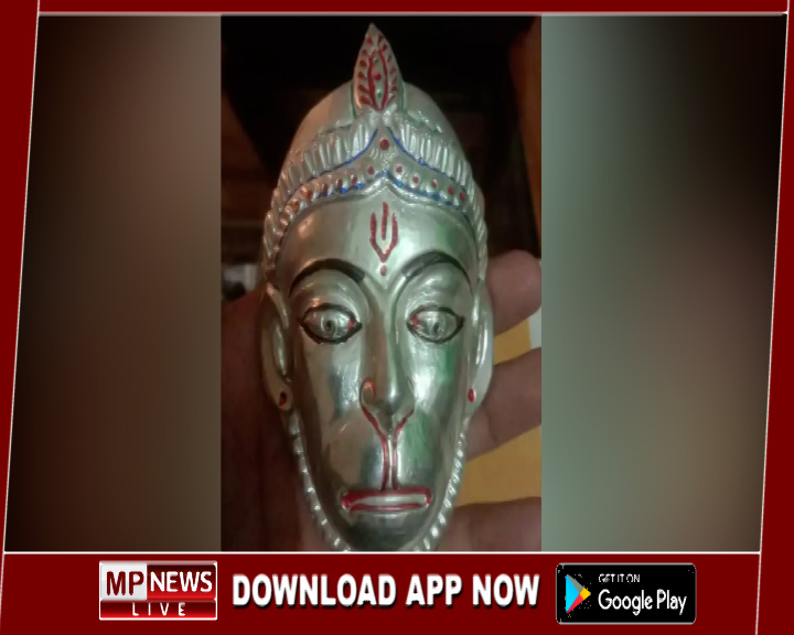 चोरो के हौसले हुए बुलंद, भगवान के मुकुट पर चोरो ने किया हाथ साफ