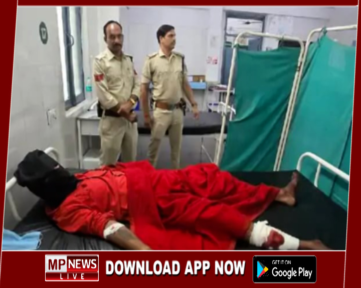 आरक्षक को चाकू मारने वाले बदमाशों को शार्ट इनकाउंटर कर पुलिस ने दबोचा