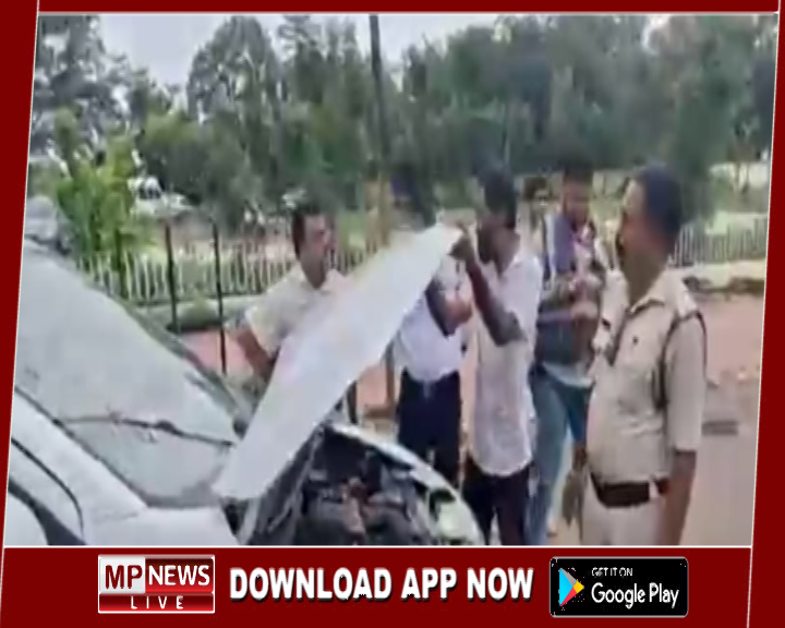 वाहनों मे बिना अनुमति हूटर लगाने वालों पर पुलिस की कार्रवाई, पुलिस ने की 27 वाहनों की जांच, लगाया जुर्माना