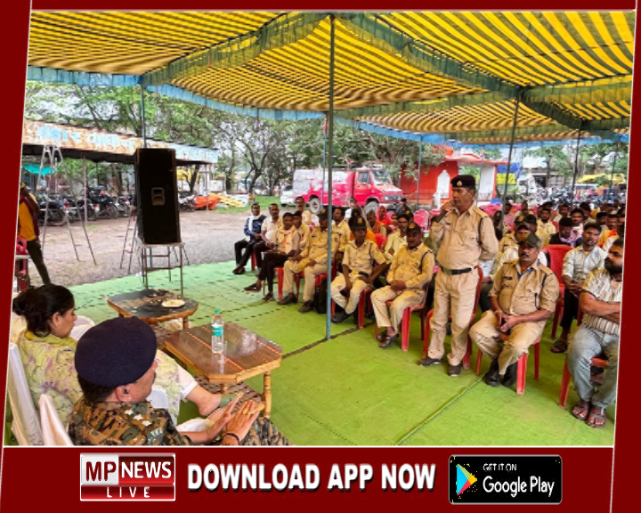 जन संवाद कार्यक्रम में पुलिस अधीक्षक वाहनी सिंह ने सुनी आमजन की समस्याएं, पुलिस कप्तान ने दिए त्वरित समाधान के निर्देश