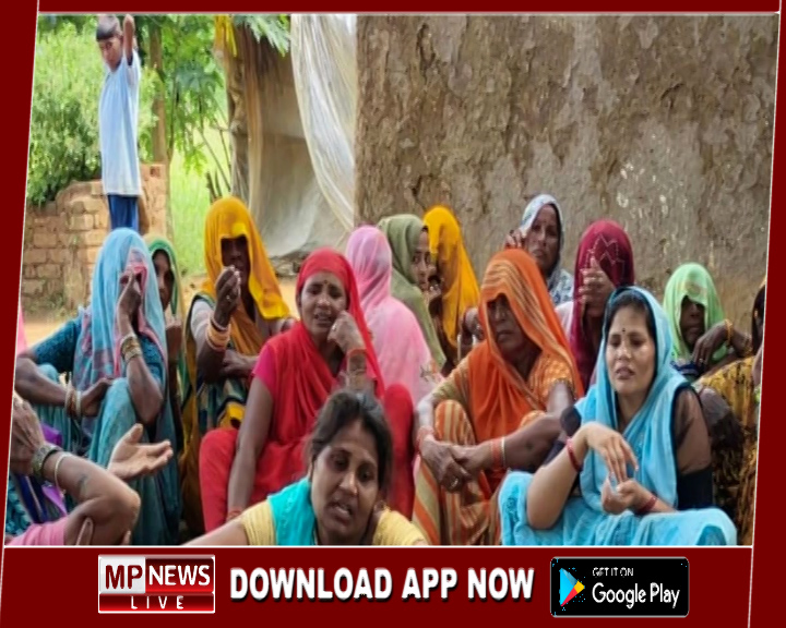 लोन वसूली के दबाव से एक ही परिवार के 4 लोगों ने खाया जहर, पिता-बेटे की मौके पर मौत