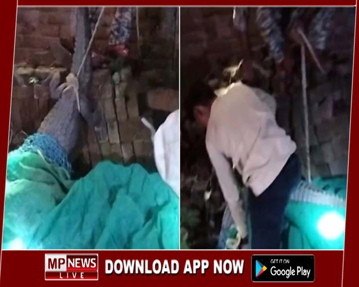 गांव में मगरमच्छ घुसने से मची अफरा-तफरी, पकड़ने में लग गए पौन घंटे