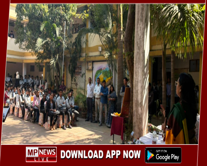 शासकीय चन्द्र विजय महाविद्यालय में युवा संगम रोजगार मेला आयोजन किया गया