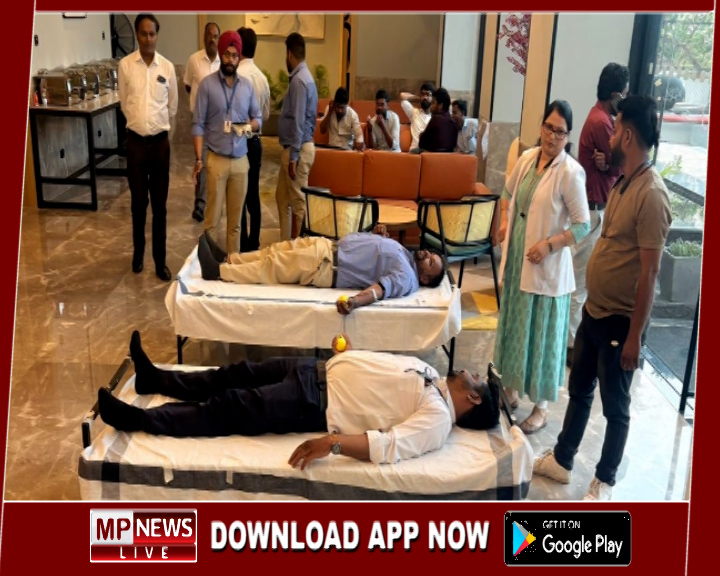 सेवा का संदेश देता जन्मदिन, स्पर्श केमतानी ने रक्तदान शिविर व दृष्टिहीन बच्चों संग जन्मदिवस मनाकर पेश की मिसाल