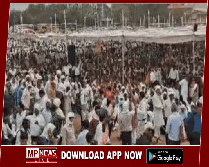 टीईटी अनिवार्यता के विरोध में प्रदेश के हजारों शिक्षकों ने किया शक्ति प्रदर्शन, प्रदेशभर के 50 हजार शिक्षक पहुंचे भोपाल